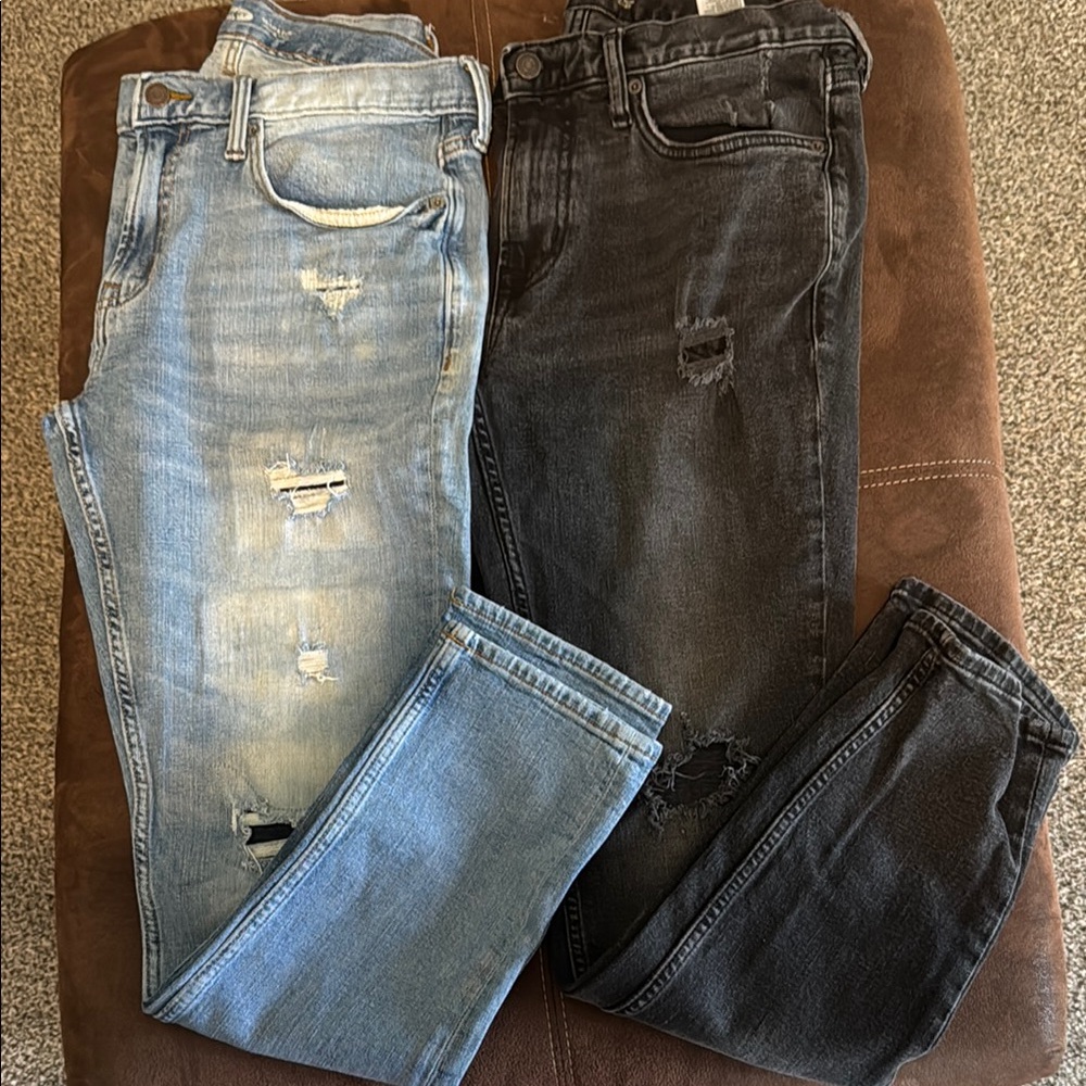 Stylish Black and Blue Distressed Jeans Relaxed Slim